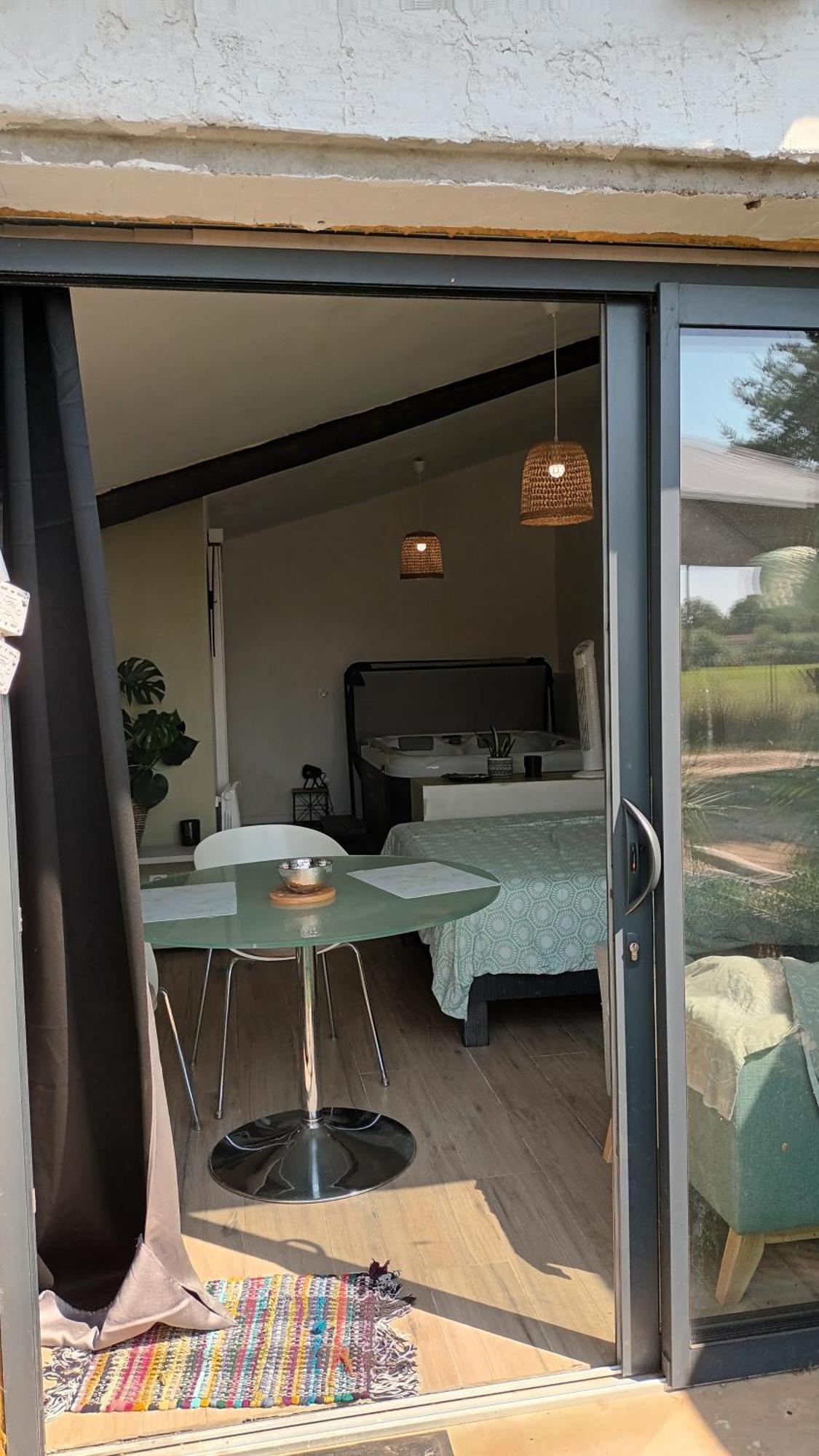Les Prairies Mas Roux Guest House Raphele Phòng bức ảnh