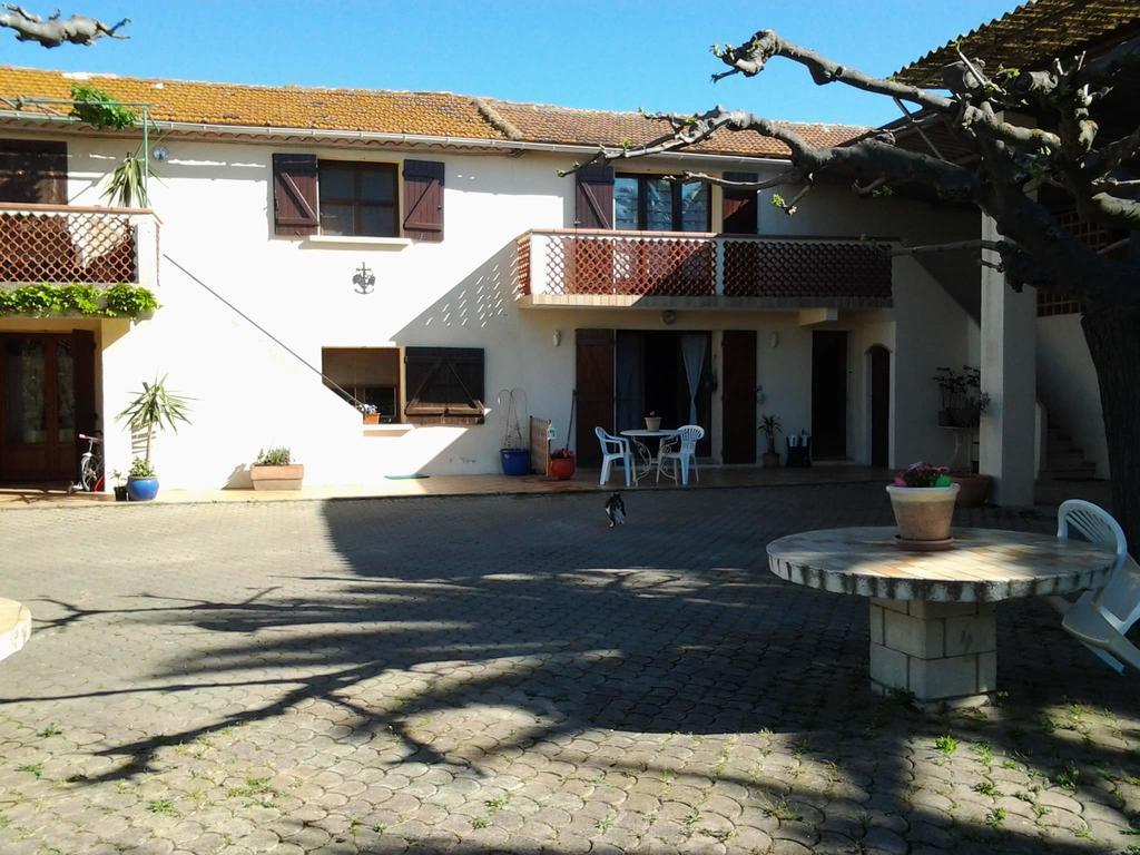 Les Prairies Mas Roux Guest House Raphele Ngoại thất bức ảnh
